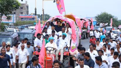 టీఆర్ఎస్ ప్రగతి నివేదన సభ.. అవుటర్ పై ఆంక్షలు