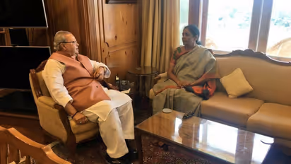 Kashmir: Defence minister, Army chief discuss security situation with new governor in Srinagar