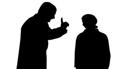 హీరోయిన్ అవుతానంటున్న కమెడియన్ కూతురు.. వద్దంటున్న తండ్రి!