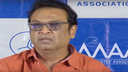 చిరంజీవి నాతో అలా చెప్పారు.. 'మా' వివాదంపై నరేష్!