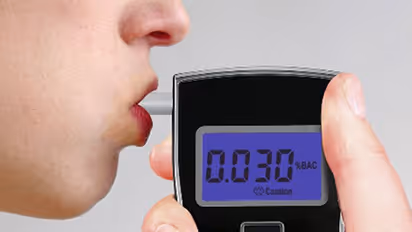 కరోనా భయం... డ్రంక్ అండ్ డ్రైవ్ పరీక్షలు కూడా బంద్