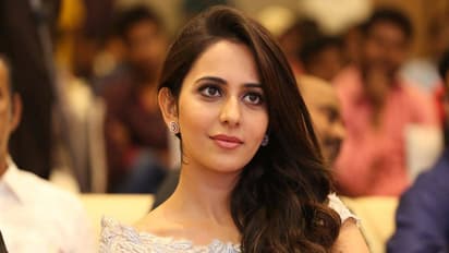 రకుల్ కంటే బిచ్చగాళ్ళే నయం.. నెటిజన్ల ట్రోలింగ్!