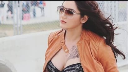 ರಾಗಿಣಿ ದ್ವೀವೇದಿ ಮೈಮಾಟ ನೋಡಿದ್ರೆ ಜುಂ ಜುಂ ಮಾಯ ಅನ್ಸೋದು ಗ್ಯಾರಂಟಿ!