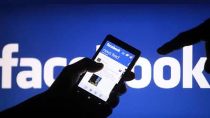 അമേരിക്കയില്‍ ഫേസ്ബുക്ക് ഡിലീറ്റ് തുടരുന്നു