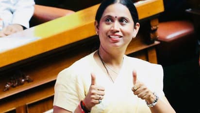 ಮೋಸ್ಟ್ ವೆಲ್ ಕಮ್ ಎಂದು  ಲಕ್ಷ್ಮೀ ಹೆಬ್ಬಾಳ್ಕರ್‌ಗೆ ಆಹ್ವಾನ ಕೊಟ್ಟ ಜಾರಕಿಹೊಳಿ