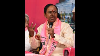 కేసీఆర్, కేటీఆర్పై పోటీ చేసే అభ్యర్థులెవరో తెలుసా?