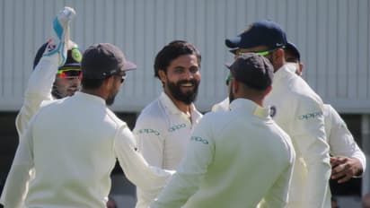 ಭಾರತ-ಇಂಗ್ಲೆಂಡ್ ಟೆಸ್ಟ್: ವಿದಾಯದ ಪಂದ್ಯದಲ್ಲಿ ಕುಕ್ ದಿಟ್ಟ ಹೋರಾಟ