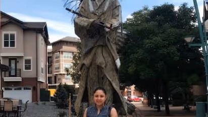 ರೊಮ್ಯಾಂಟಿಕ್ ಮೂಡಲ್ಲಿ ಉಪ್ಪಿ-ಪ್ರಿಯಾಂಕ!