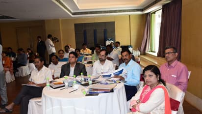 తెలంగాణ ముందస్తు: కలెక్టర్లకు శిక్షణ (ఫొటోలు)