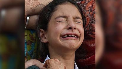 പപ്പ ഹജ്ജിന് പോയതാണ്; നോവായി തീവ്രവാദികള് വെടിവച്ച് കൊന്ന സൈനികന്റെ മകളുടെ വാക്കുകള്