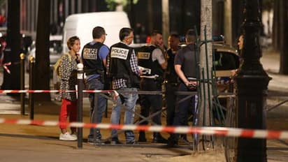 പാരീസില്‍ ഏഴുപേരെ കുത്തിപ്പരിക്കേല്‍പ്പിച്ചു; അഫ്ഗാന്‍ പൗരൻ അറസ്റ്റിൽ