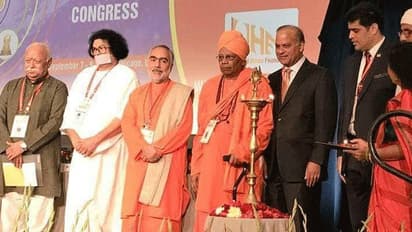 ಹಿಂದೂ ಸಮ್ಮೇಳನದಲ್ಲಿ ಕಾದಿತ್ತೊಂದು ಅಚ್ಚರಿ