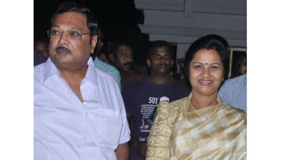 அழகிரி மனைவி பலே ப்ளான்! மிரண்டு கிடக்கும் கருணாநிதி குடும்பம்!