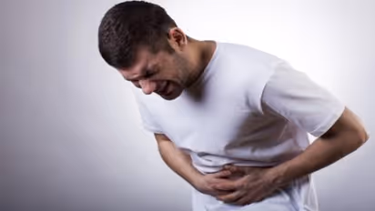 വയറുവേദനയും ഛര്ദ്ദിയും വിശപ്പില്ലായ്മയും ഒരിക്കലും നിസാരമാക്കരുത്; ഈ രോഗമാണോ എന്ന് പരിശോധിക്കുക...