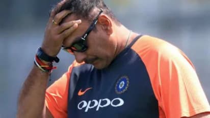 ನಟಿ ಜತೆ ಓಡಾಡುವ ಹೊಟ್ಟೆ ಹೊತ್ತ ಶಾಸ್ತ್ರಿ ಕಿತ್ತಾಕಿ!