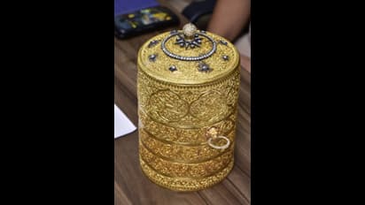 మ్యూజియంలో చోరీ అయిన బంగారు వస్తువులు ఇవే (ఫోటోలు)