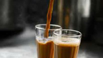 মোদীর চায়ের দোকানকে পর্যটন স্থল বানাচ্ছে গুজরাত সরকার,  অস্তিত্ব নিয়েই  প্রশ্ন তুলে দিল পশ্চিম রেল