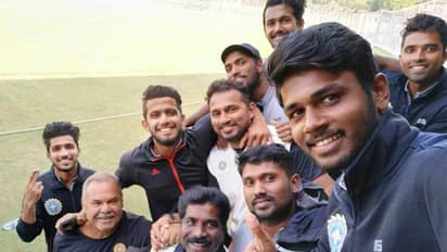 അച്ചടക്ക ലംഘനം: കേരള താരങ്ങള്ക്കെതിരായ സസ്പെന്ഷന് കെസിഎ നീക്കി