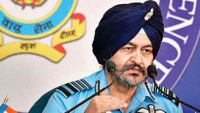 పాత కార్లను కూడ నడపరు: మిగ్ -21 జెట్ ఫైటర్లపై ఎయిర్ చీఫ్ మార్షల్