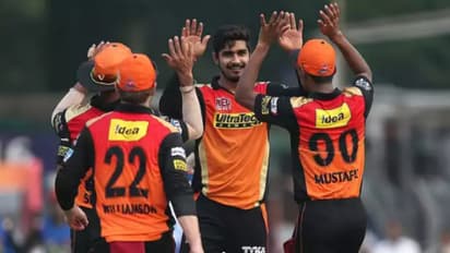 മുഷ്താഖ് അലി ടി20 ടൂര്ണമെന്റിന് മുമ്പ് ബറോഡ പരിശീലന ക്യാംപ് വിട്ട ദീപക് ഹൂഡയ്ക്ക് ഒരു വര്ഷത്തെ വിലക്ക്