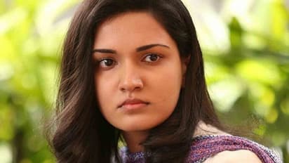 Malayalam actress Honey Rose opens up on liplock scene