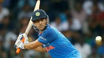 ಐತಿಹಾಸಿಕ ಸಾಧನೆಗೆ ಧೋನಿಗೆ ಬೇಕು ಕೇವಲ 1 ರನ್!