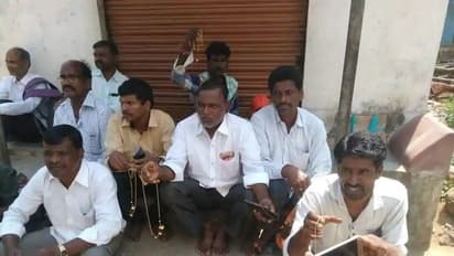 தேர்வு எழுத சென்ற பெண்களுக்கு நேர்ந்த கொடுமை... தெலுங்கானாவில் பரபரப்பு!