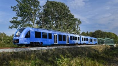 Germany launches world’s first hydrogen-powered train, plans to combat air pollution