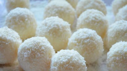 കുട്ടികൾക്ക് ഇഷ്ടമുള്ള കോക്കനട്ട് ലഡു വീട്ടിലുണ്ടാക്കാം