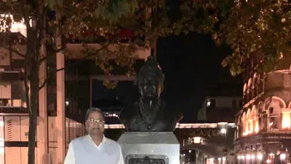 Siddaramaiah visits Basavanna statue alone at night in London, rakes up controversy
