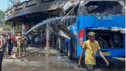 ಮೋದಿ ‘ಸಿಗ್ಲಿಲ್ಲಾ’ ಅಂತಾ ವೊಲ್ವೊ ಬಸ್ಗೆ ಬೆಂಕಿ ಇಟ್ಟ ಮಹಿಳೆ!