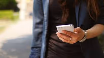 ഒരൊറ്റ ഇൻകമിങ് കോൾ വലിയ കെണിയായി മാറും; പെട്ടുപോയാൽ ആദ്യ മണിക്കൂറിൽ തന്നെ വിളിച്ചറിയിക്കണമെന്ന് പൊലീസ്