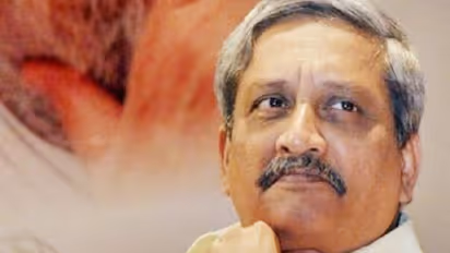 Manohar Parrikar discharged from AIIMS, returns to private residence in Goa