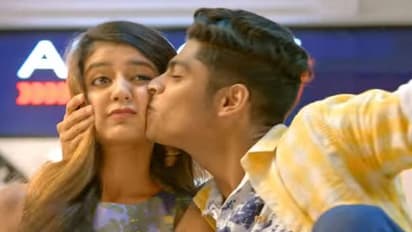 ప్రియా వారియర్ కి ఊహించని షాక్!