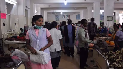 యూపీలో హై అలర్ట్...విషజ్వరాలకు 84 మంది బలి