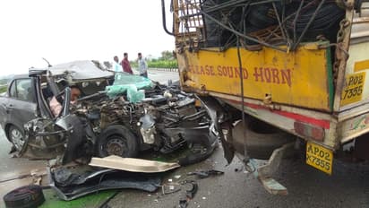 ఔటర్ రింగ్ రోడ్డు... ప్రమాదాలకు కేరాఫ్ అడ్రస్...యమా డేంజర్