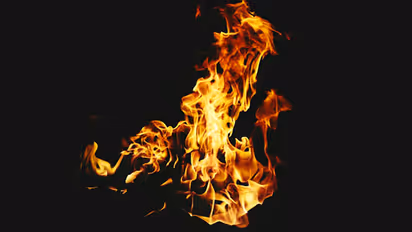 Hyderabad:  Heart-broken husband sets himself ablaze, dies