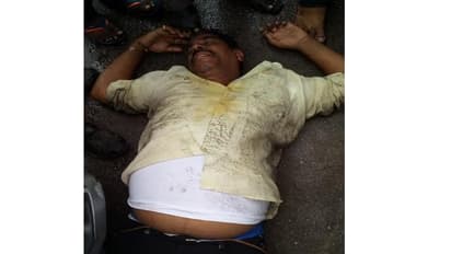 గాంధీభవన్ లో విషాదం....పురుగులమందు తాగి కౌలు రైతు ఆత్మహత్య