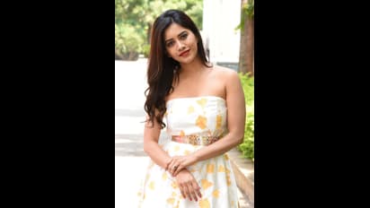 నభా నటేష్ లేటేస్ట్ పిక్స్