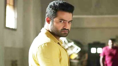 ఆ టిష్యూ చూసి భయపడ్డా.. ఎన్టీఆర్ కామెంట్స్!