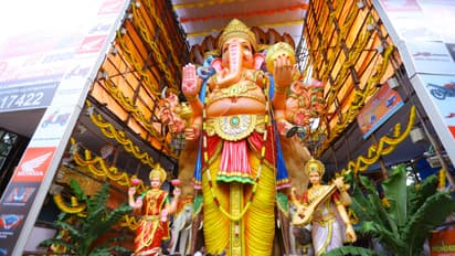 ముగిసిన ఖైరతాబాద్ మహా గణపతి విగ్రహం నిమజ్జనం