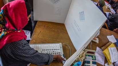 जम्मू कश्मीर में स्थानीय निकाय चुनावों को लेकर आतकियों के 500 सक्रिय कार्यकर्ता गिरफ्तार