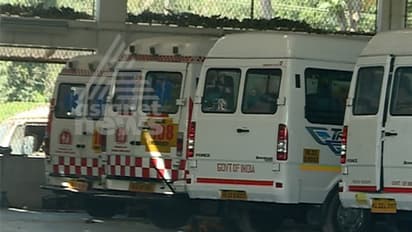 भारत ने गणतंत्र दिवस पर नेपाल को 30 एम्बुलेंस, छह बसों की सौगात दी