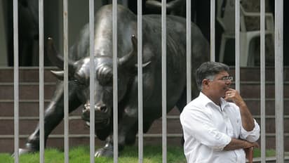 Share Market Today: മൂന്നാം ദിനവും വിപണി ഇടിഞ്ഞു സെൻസെക്സ് 60,000 ന് താഴെ