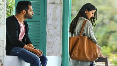 పూజాహెగ్డే మాటలు విని అవాక్కయిన తారక్, త్రివిక్రమ్!