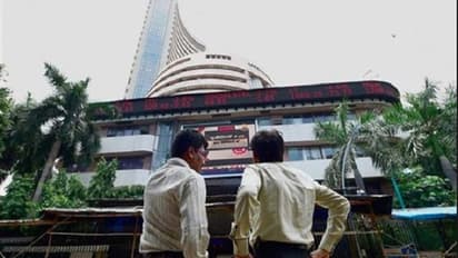 Share Market Live: മാന്ദ്യ ഭീതി, സൂചികകൾ ഇടിഞ്ഞു; സെൻസെക്സ് 651 പോയിന്റ് താഴ്ന്നു