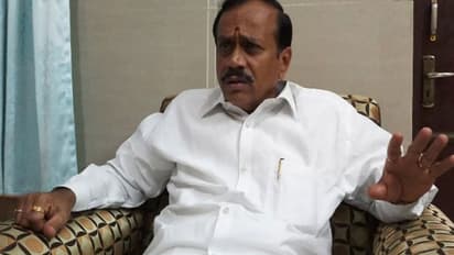 என்னை ஆஜராக உத்தரவிட சி.டி.செல்வம் அமர்வுக்கு அதிகாரம் இல்லை... எமோஸ்னலாக வாய்விட்ட ஹெச்.ராஜா!