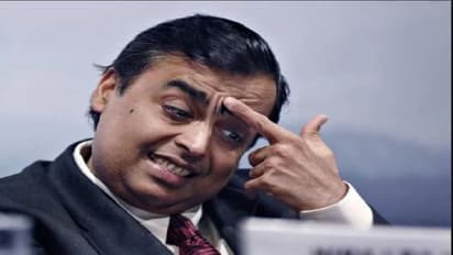 ಒಂದು ವರ್ಷದಿಂದ ದಿನಕ್ಕೆ 300 ಕೋಟಿ ಜೇಬಿಗಿಳಿಸುತ್ತಿರುವ ಅಂಬಾನಿ!