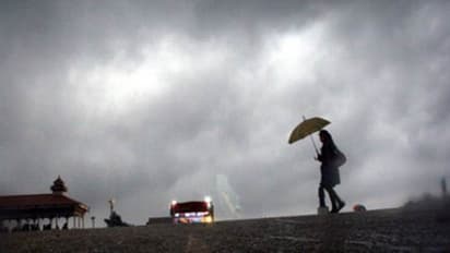 தமிழகமே எதிர்பார்க்கும் வட கிழக்கு பருவமழை … எப்போ தொடங்குது தெரியுமா ?