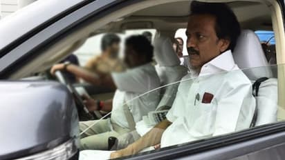 அறுவை சிகிச்சைக்கு பின் வீடு திரும்பிய மு.க.ஸ்டாலின்!